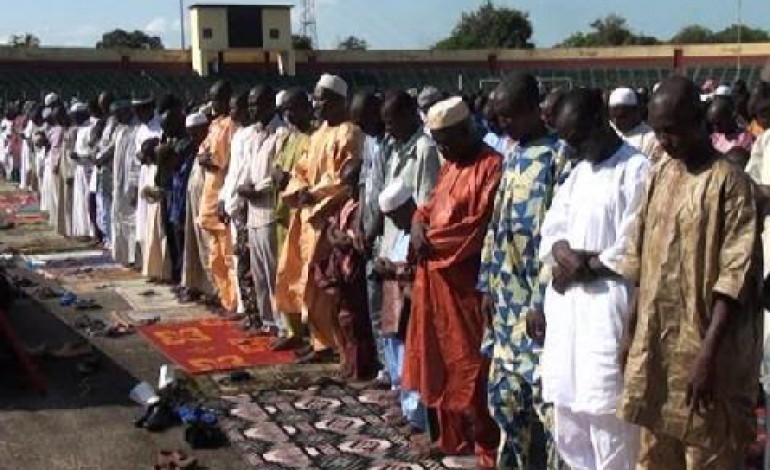 Fête de Tabaski en Guinée : « L’islam ne peut se construire dans la division et l’injustice », prêche El hadj Amirou BALDE