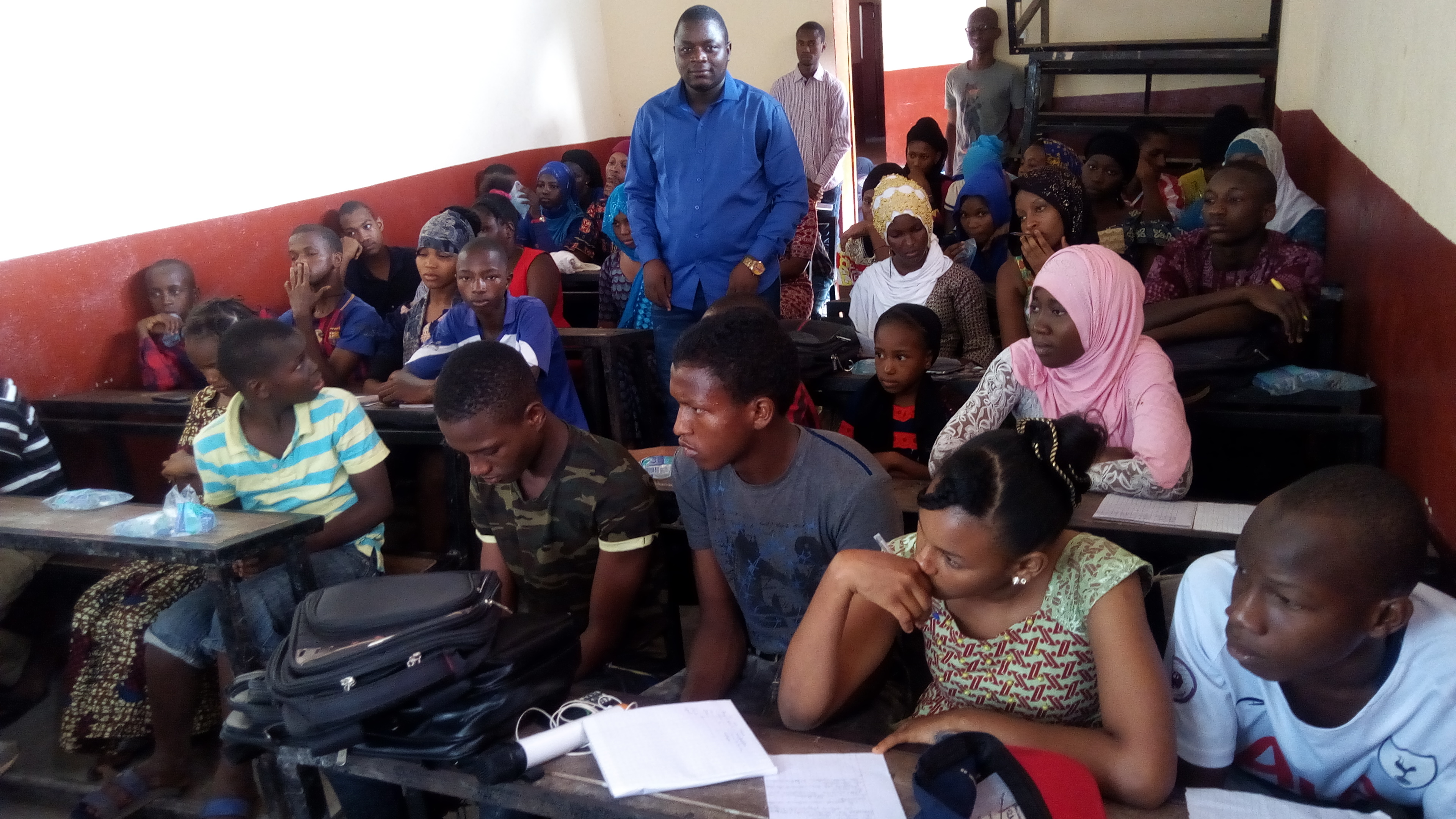 Promotion de la non-violence : L’AGUICOPS initie un débat inter jeunesse!