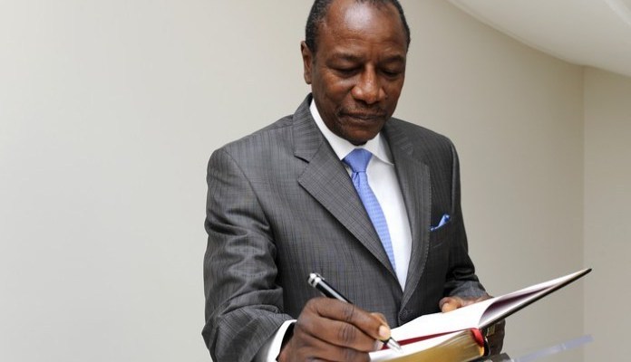 Guinée : Alpha Condé nomme Zalikatou ministre de la citoyenneté et Tibou Camara porte-parole du gouvernement