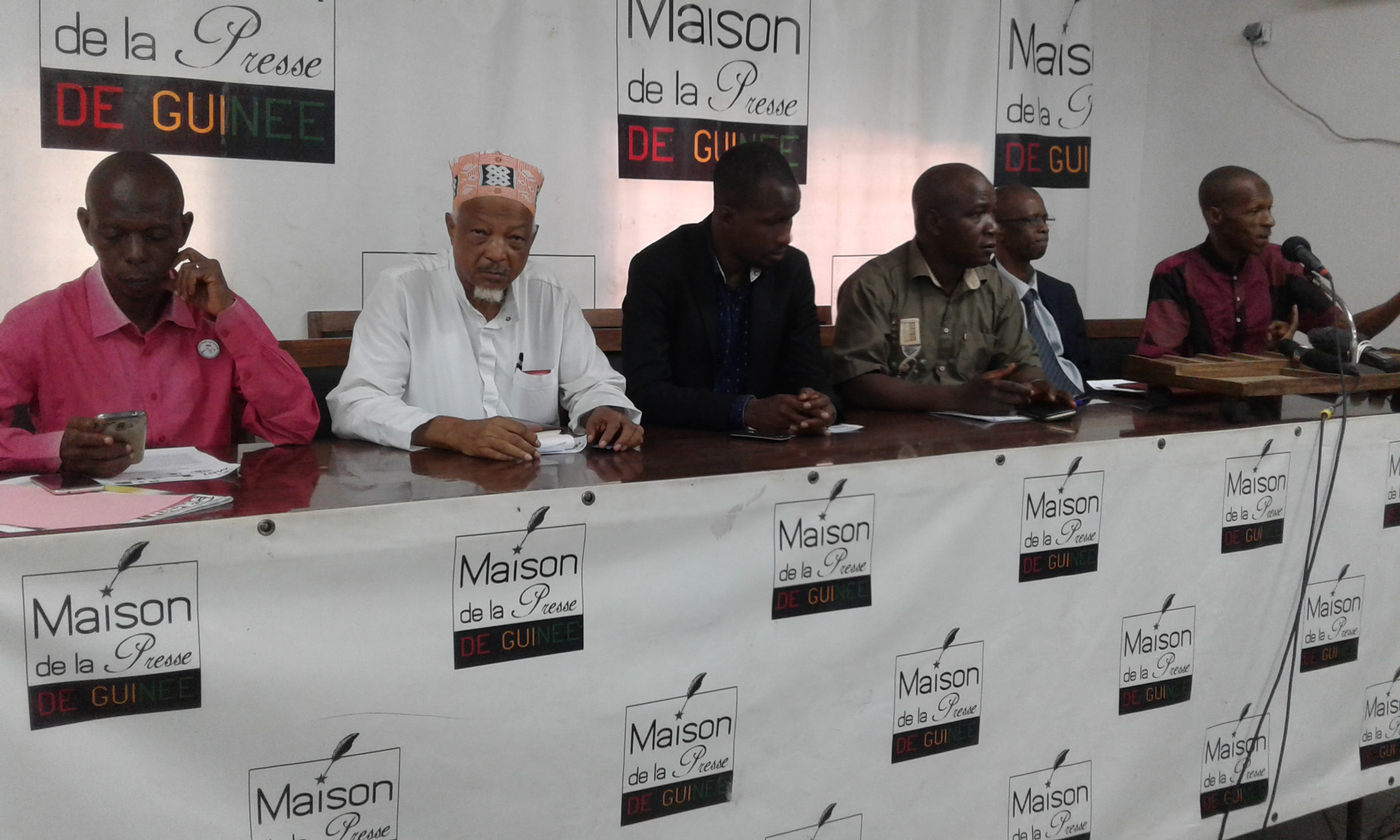 Guinée: Des organisations de défense des droits de l’Homme contre un troisième mandat d’Alpha