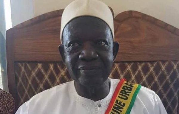 Lutte contre la covid-19 à Kindia : Le maire de Kindia annonce 72 heures d’emprisonnement et 500 000 GNF d’amende