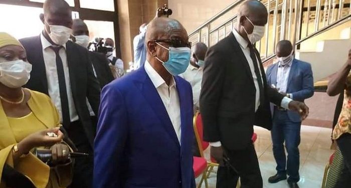 Cour Constitutionnelle : Alpha Condé dépose son dossier de candidature