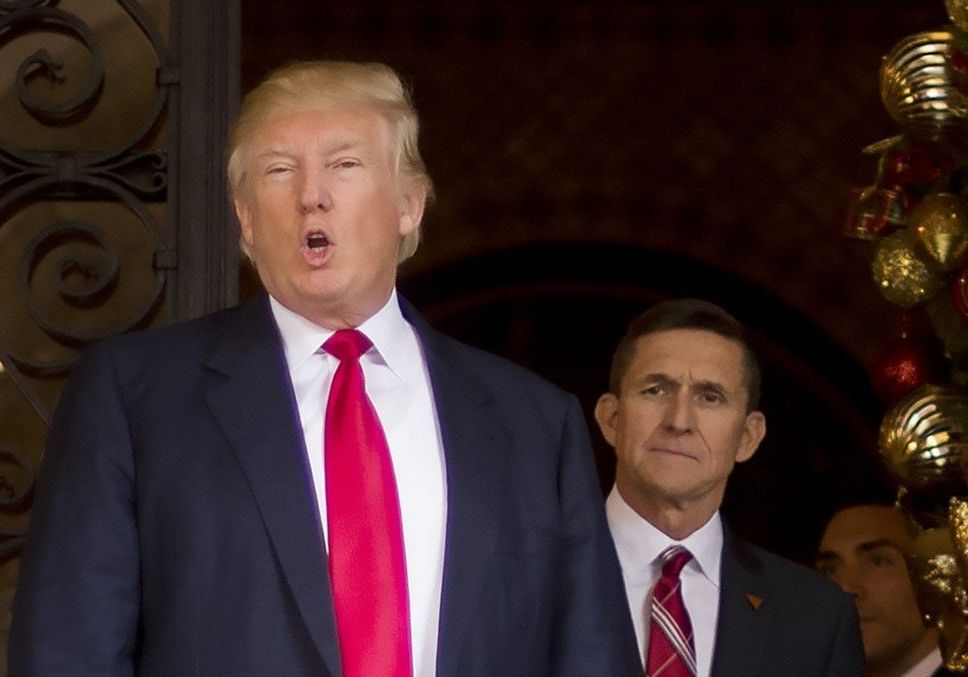«Enquête russe» aux États-Unis: Donald Trump gracie son ex-conseiller Michael Flynn