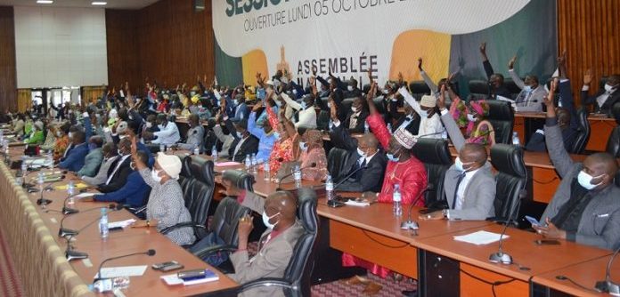 Guinée : le parlement adopte le projet de loi portant droit d’accès à l’information publique