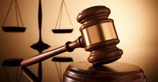 Le juge, le justiciable et les pouvoirs publics : pour une appréciation concrète de la place du juge dans les systèmes politiques en Afrique