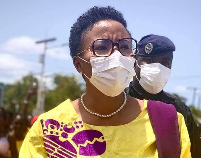 Affaire 200 milliards : la ministre Zénab Nabaya Dramé porte plainte contre de nombreux journalistes