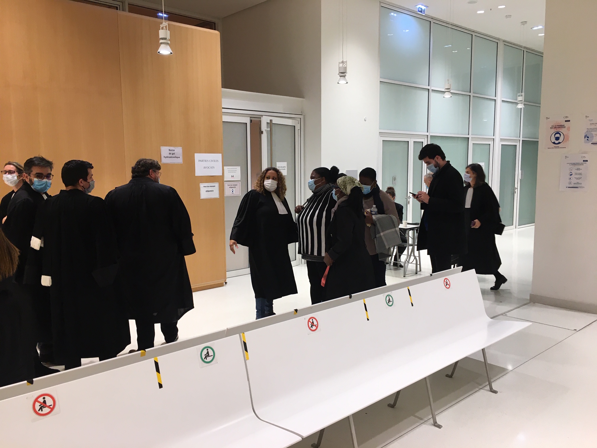 Procès des attentats de janvier 2015: de 5 ans à la perpétuité requis contre les 14 accusés