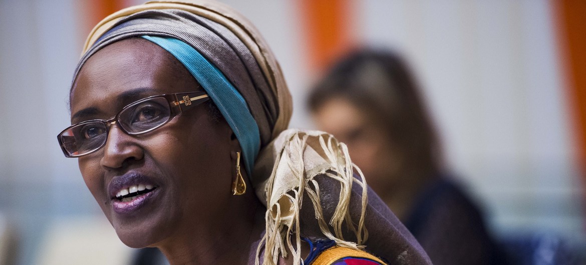 Sida : les obstacles sociétaux pourraient entraîner 440.000 décès supplémentaires en 10 ans (ONUSIDA)