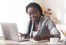 Le Président kényan, Uhuru Kenyatta, priorise l’investissement dans les femmes dans la technologie