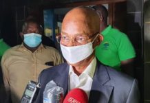 Conakry : empêché de voyager, Cellou Dalein Diallo accuse un collaborateur d’Alpha Condé