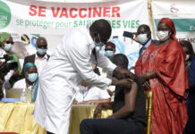 Guinée : la vaccination désormais obligatoire pour vaincre le covid-19 d’ici fin mars 2022