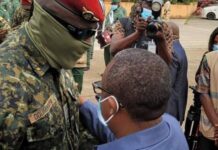 Mamadi Doumbouya au président Umaro Sissco Embalo : « nous n’avons aucune intention de garder le Pouvoir »