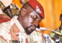 Fonction Publique: Le Général Mamadi Doumbouya promet une augmentation significative des salaires des fonctionnaires