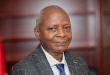 Fonction publique : Le Ministre Julien Yombouno dément la reprise du Général Bafoé et Cie