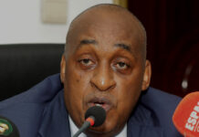 Ministère de l’infrasttuctures: le ministre Yaya Sow et sept de ses proches collaborateurs suspendus pour faute grave