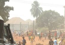 Marche du 16 février: une trentaine de blessés, des arrestations, paralysie des activités (Bilan mi-journée FNDC)