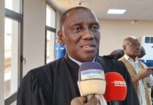 Agresse de Me Facinet Sylla : Le barreau annonce le boycott des audiences et des procédures contre un magistrat du parquet