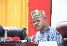 Examen de la Loi de finances 2024: Dr Dansa Kourouma invite les conseillers à soutenir les actions du Gouvernement