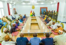 Simadou 20240: Le président Doumbouya appelle le secteur privé à s’adapter aux nouvelles exigences économiques